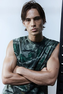 Loose-Fit Sports Tank Top with DryMove™