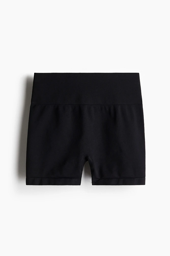 Seamless Invisible Scrunch Hot Pants with DryMove™