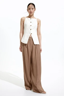 Tapered-Waist Vest