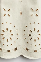 Ankle Jeans with Eyelet Embroidery