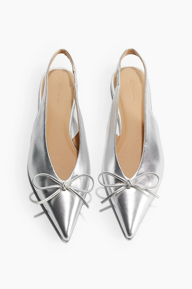Ballerines en cuir avec bride arrière