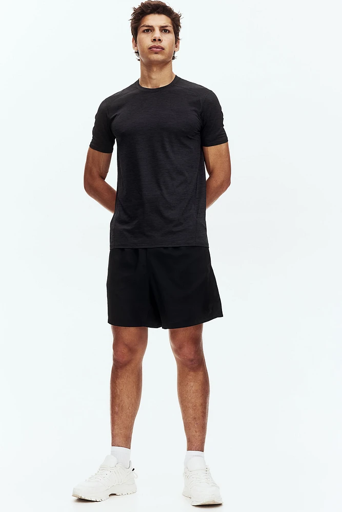 Muscle-Fit Sports Shirt with DryMove™