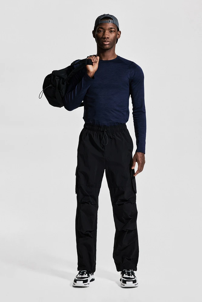 Muscle-Fit Sports Shirt with DryMove™