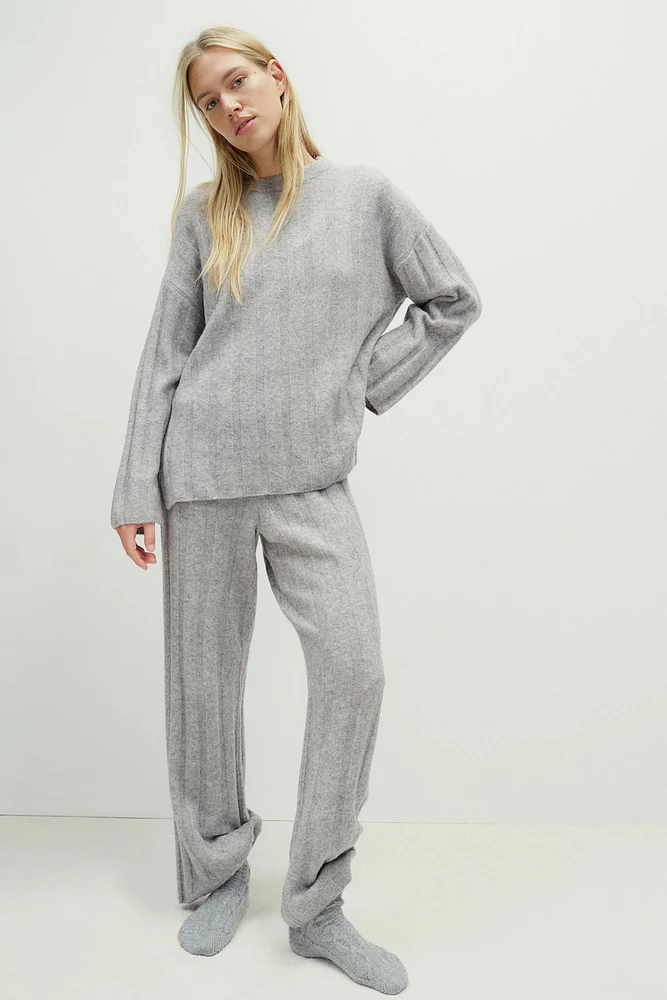 Oversized Rib-knit Sweater
