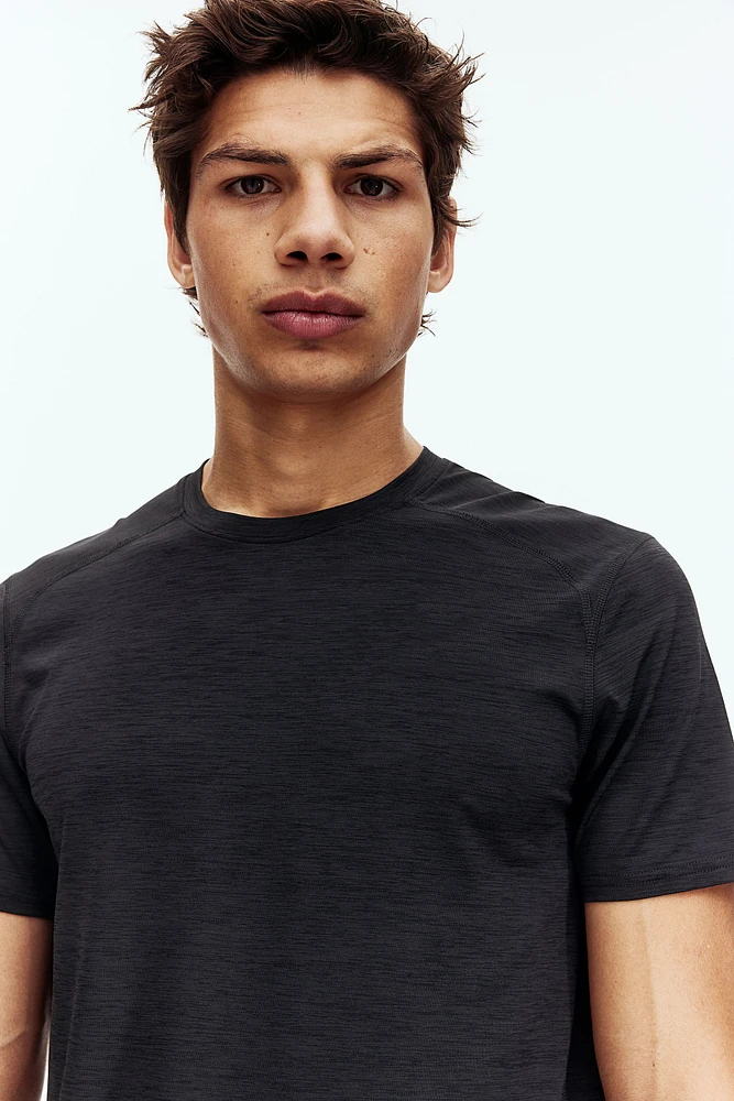 Muscle-Fit Sports Shirt with DryMove™