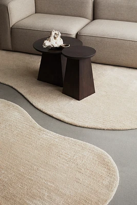 Asymmetric Rug