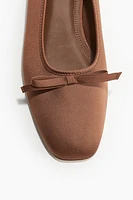 Ballerines avec nœud