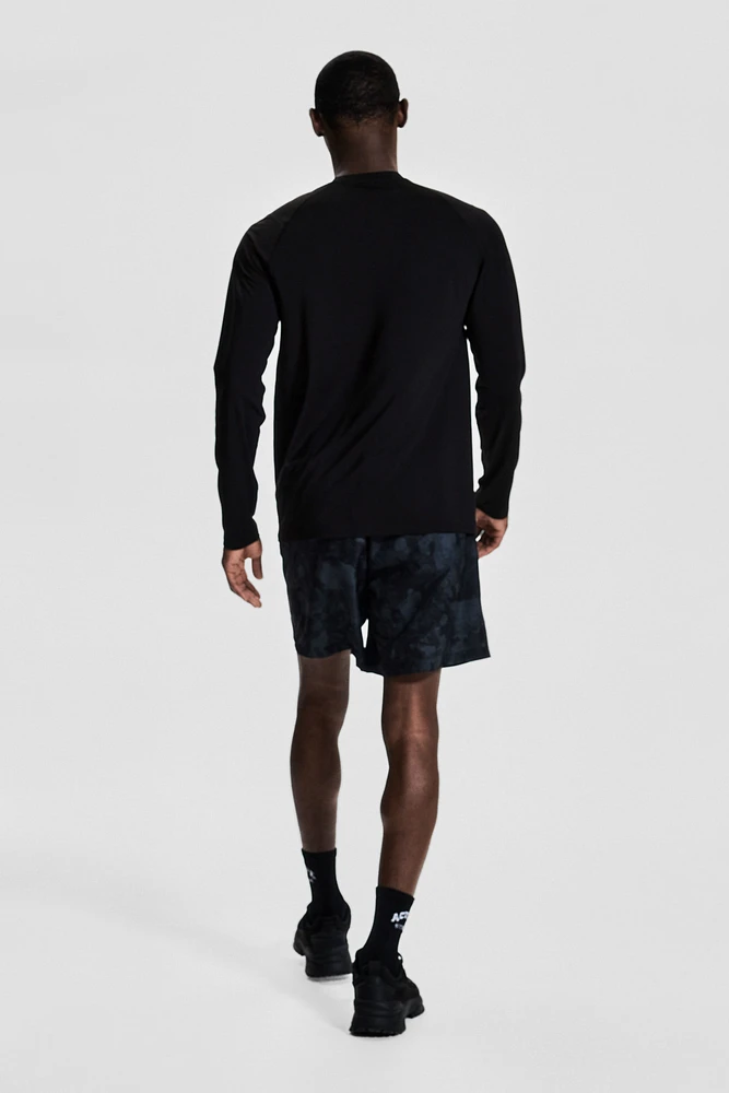 Muscle-Fit Sports Shirt with DryMove™