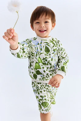 2-Piece Printed Sweatshirt and Shorts Set