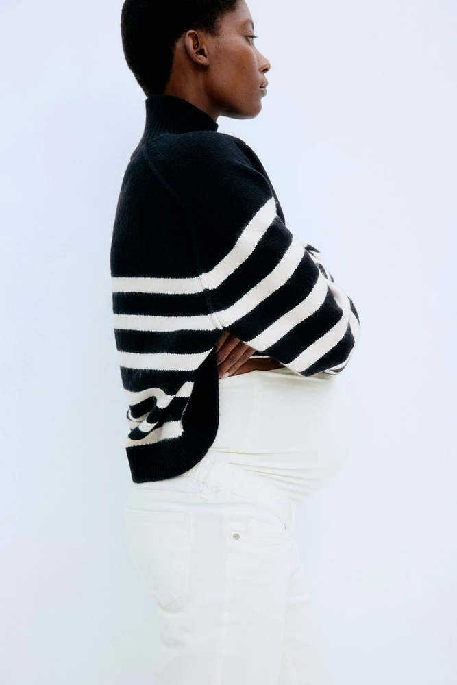 MAMA Straight Ankle Jeans
