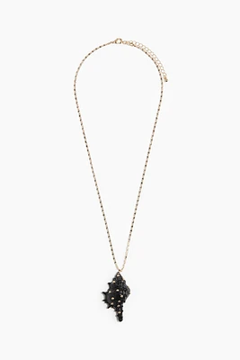 Seashell-Pendant Necklace