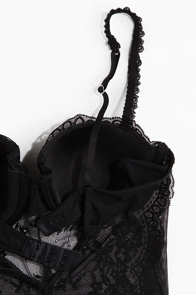 Guêpière en dentelle avec bonnets coussinés