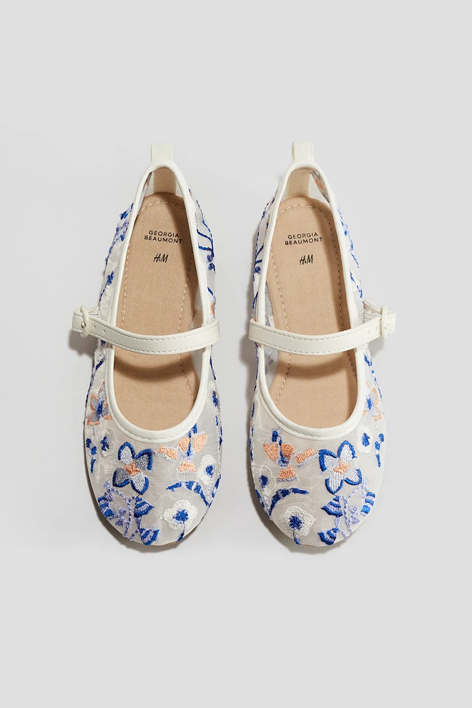 Embroidered Mesh Ballet Flats