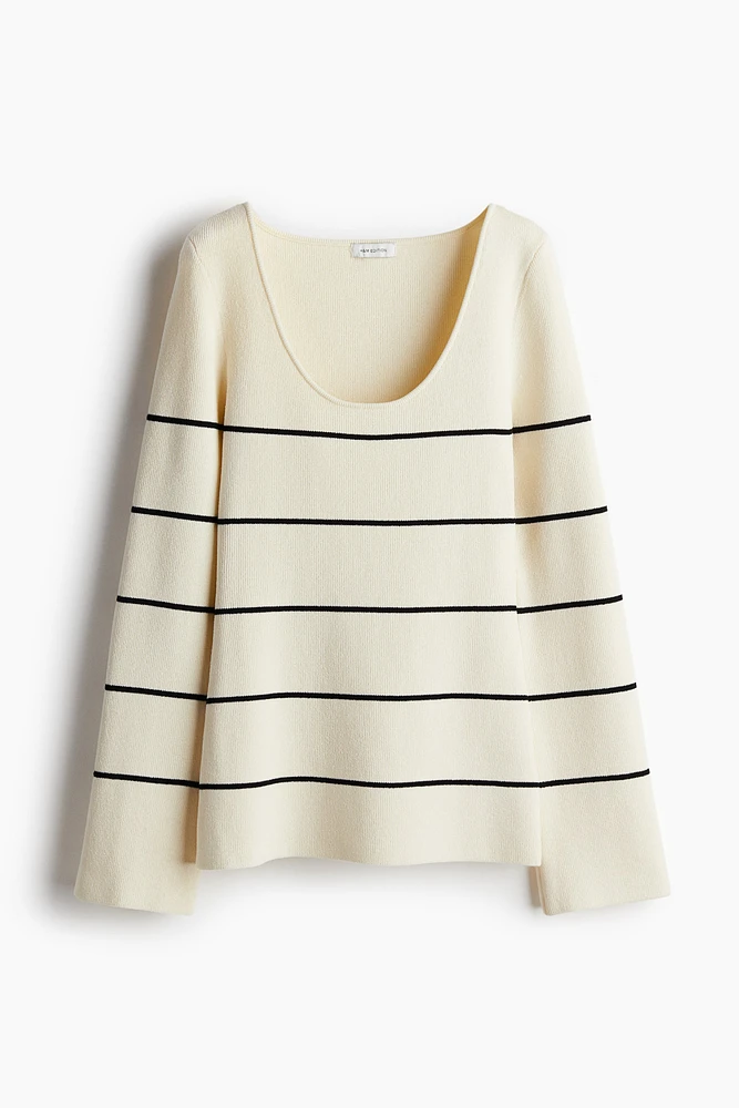 Scoop-neck Sweater