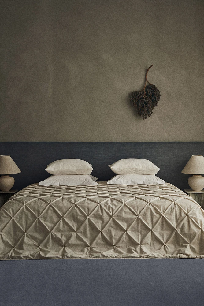 Pintuck Bedspread