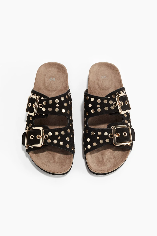 Sandales cloutées