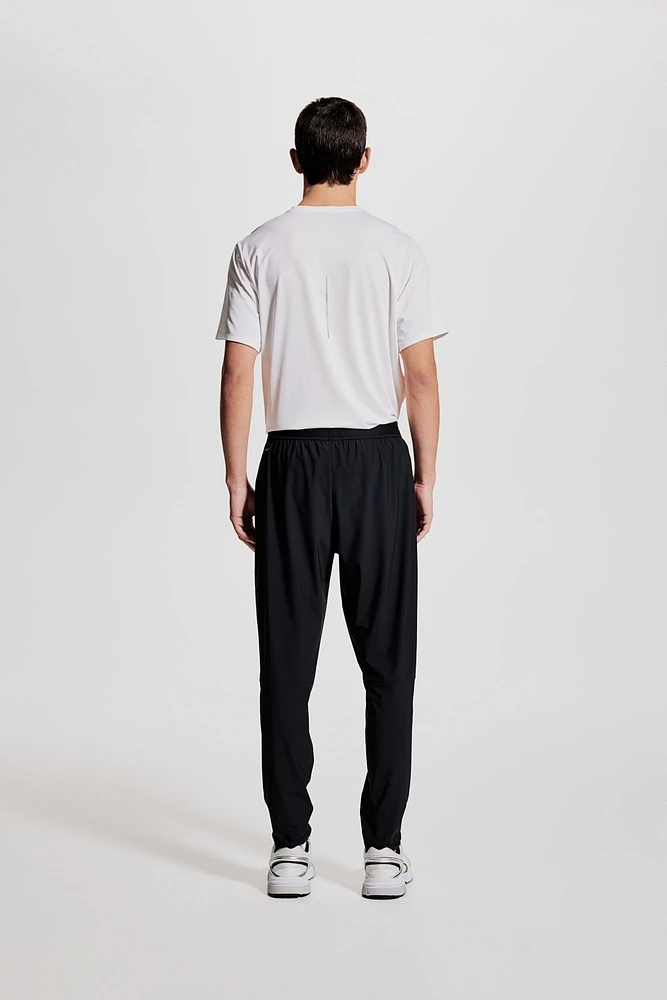 Slim-Fit Sports Pants with DryMove™