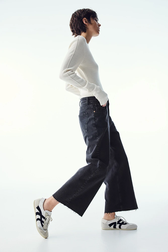 High Rise Wide-cut Jeans