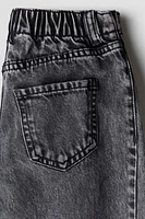 Appliquéd Jeans