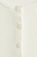 Short-Sleeved Fine-Knit Cardigan