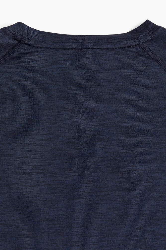 Muscle-Fit Sports Shirt with DryMove™