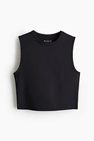 Cropped Sports Tank Top with DryMove™