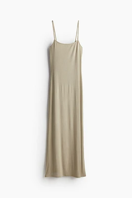 Robe maxi côtelée