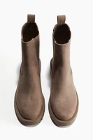 Chelsea Boots