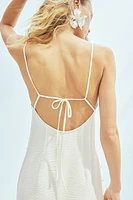 Robe ornementée à bretelles fines