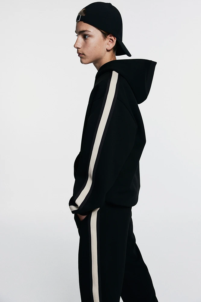 Sports Hoodie with DryMove™