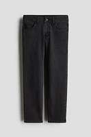 Relaxed Tapered Fit Jeans