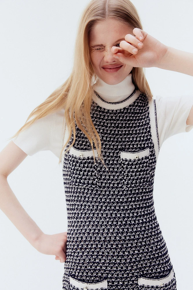 Robe en tricot texturé avec poches
