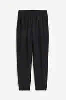 Running Pants with DryMove™