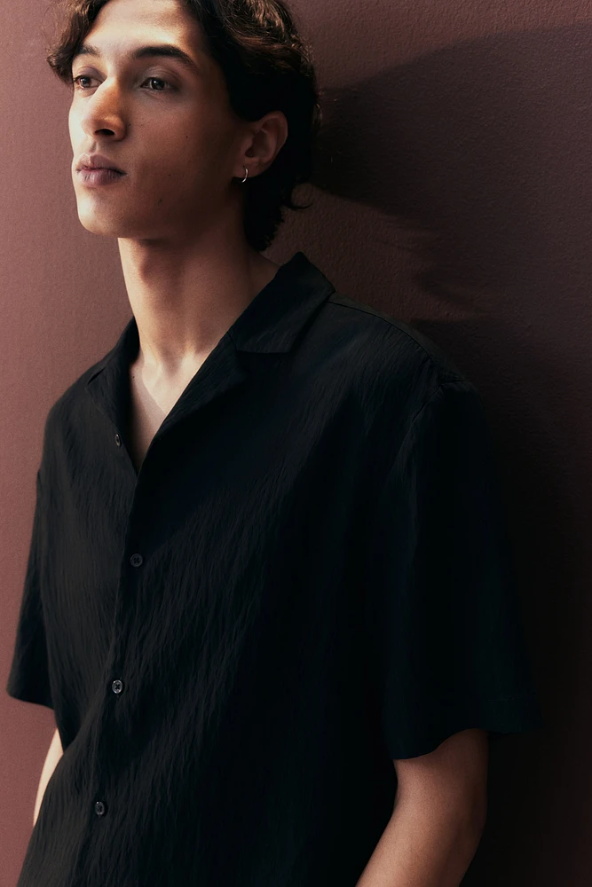 Loose-Fit Crinkled Resort Shirt
