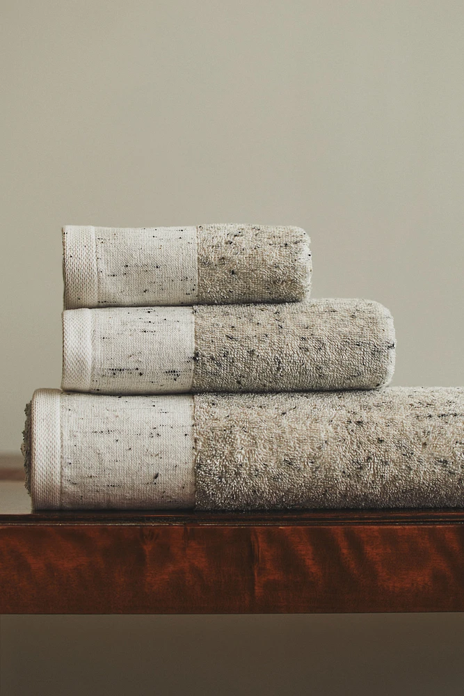 Cotton Bath Towel with Fiber Neps