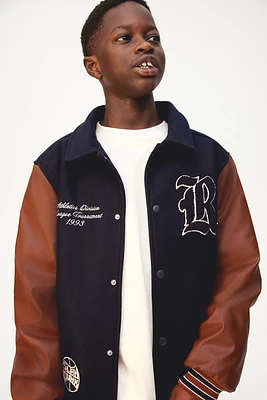 Veste de baseball avec applications