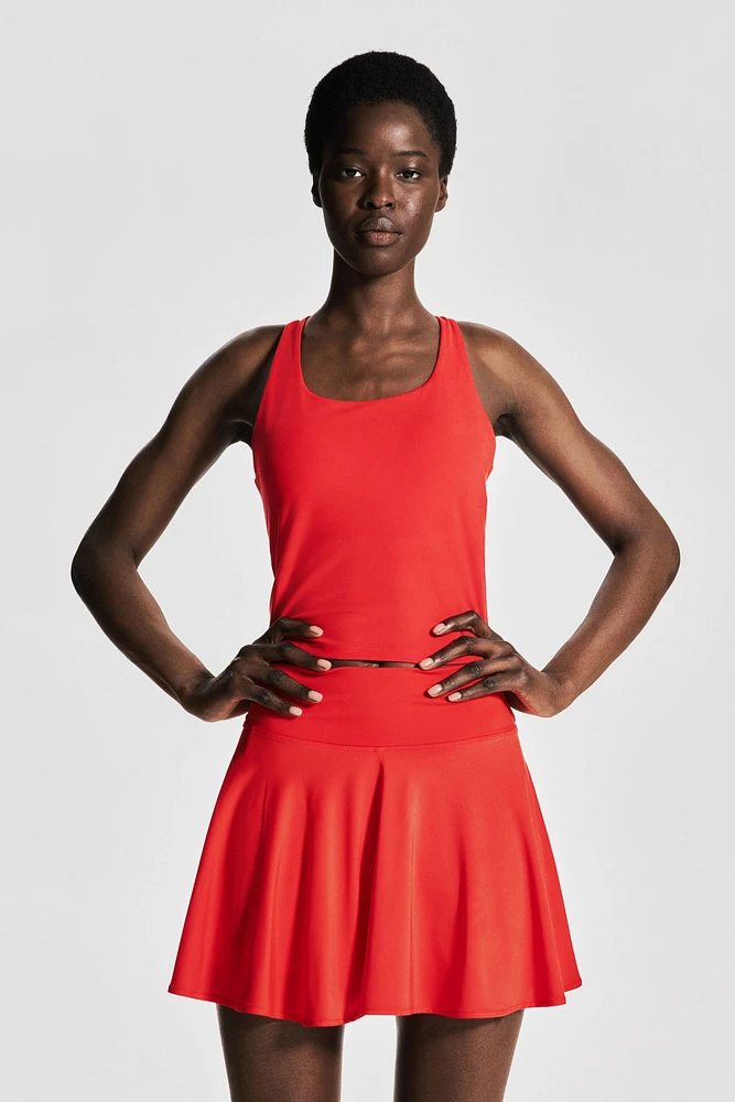 Shelf-Bra Sports Top with DryMove™