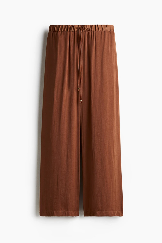 Wide-Leg Drawstring Pants