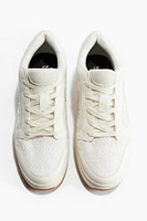 Bouclé Sneakers