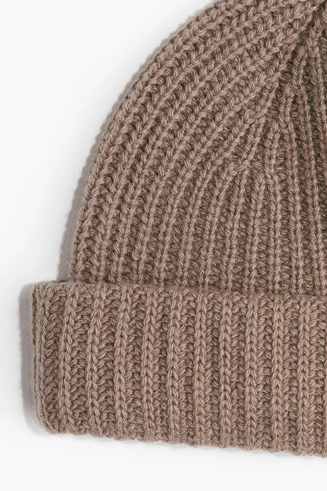 Tuque en tricot côtelé de laine mélangée