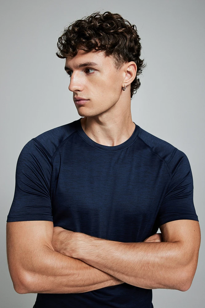 Muscle-Fit Sports Shirt with DryMove™