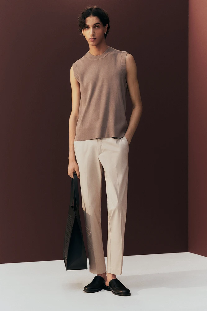 Slim-Fit Crop Pants
