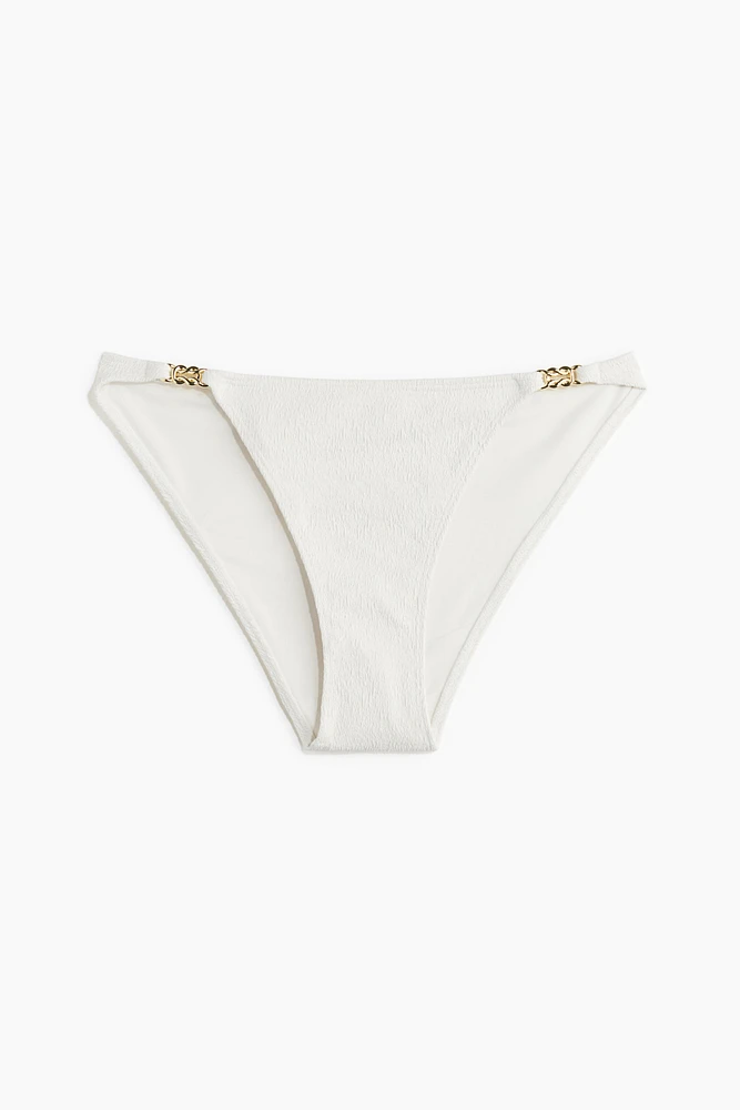 Culotte de bikini audacieuse