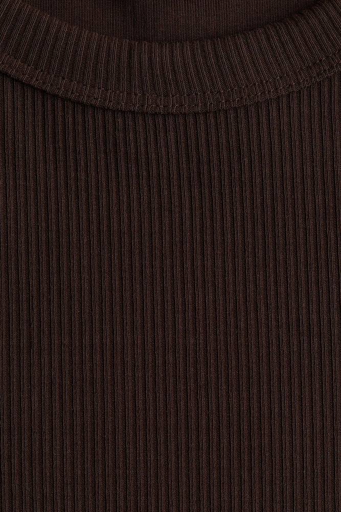 Ribbed T-shirt