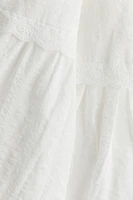 Robe avec bretelles à nouer