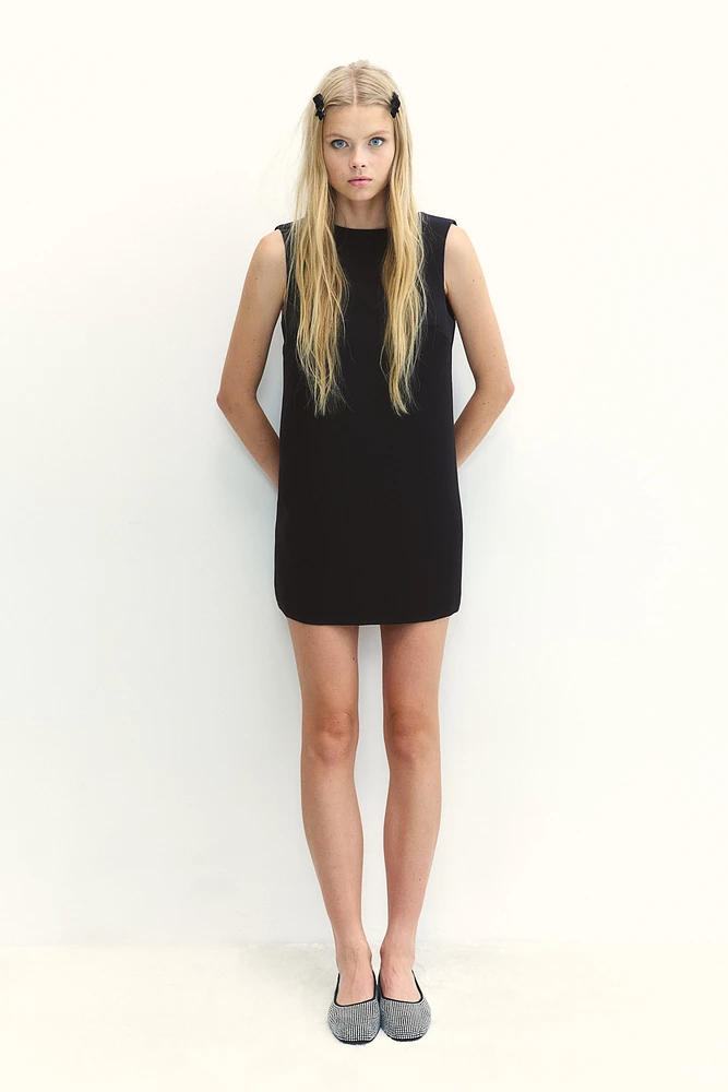 Bow-Detail Sleeveless Dress