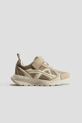 Lightweight-Sole Sneakers