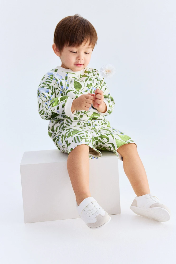 2-Piece Printed Sweatshirt and Shorts Set