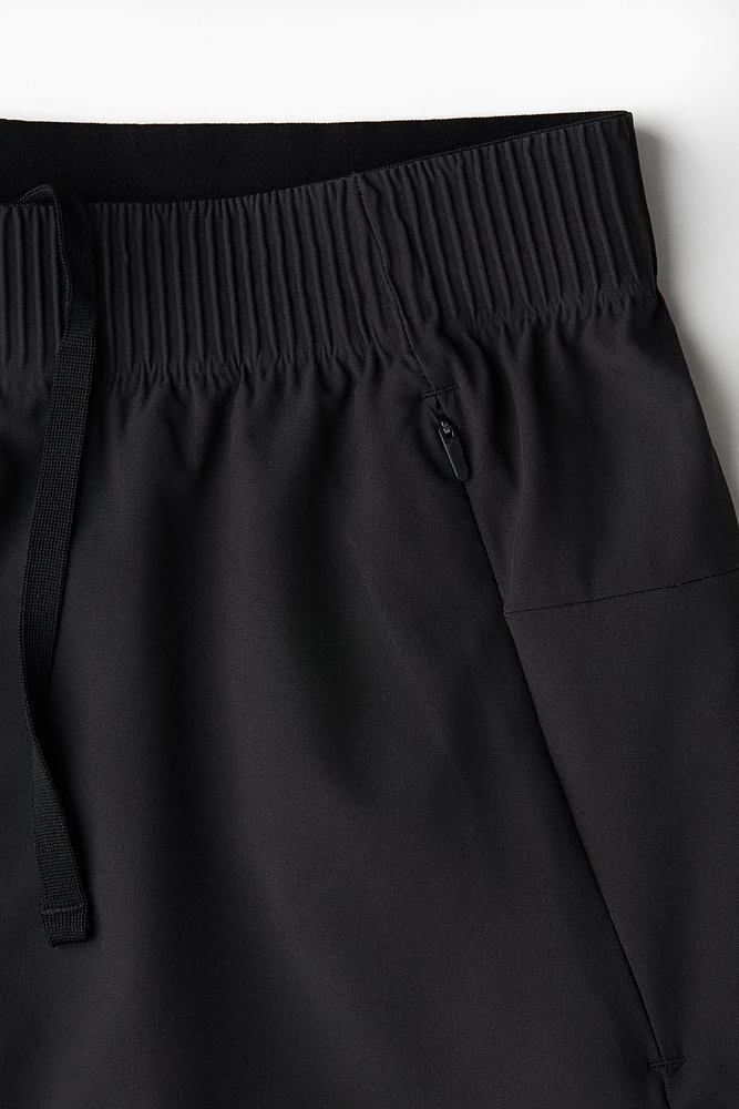 Short Sports Shorts with DryMove™