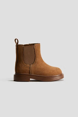 Chelsea Boots